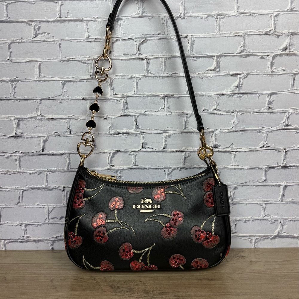 Coach Teri Shoulder/Crossbody Bag black/red Cherry Print CCZ16 Gold hardware NWT